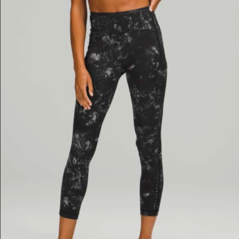 Lululemon Swift Speed High-Rise Tight 25"